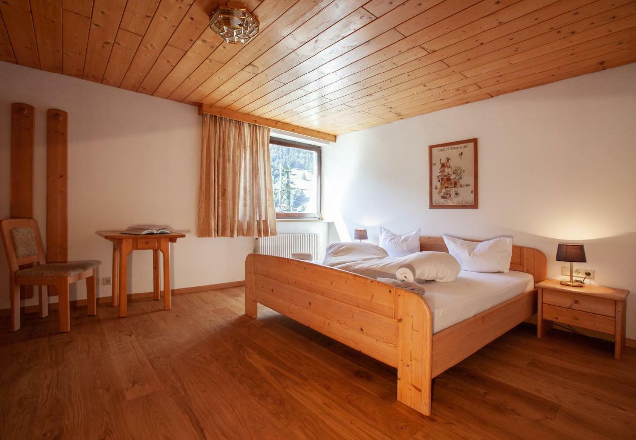 Haus 4 Montafon By Pferd Auf Wolke Apartamento Gaschurn Exterior foto